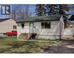Primary Bedroom - 3432 3 Avenue Nw, Calgary, AB T2N0M3 Photo 7
