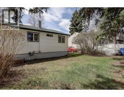 Living room - 3432 3 Avenue Nw, Calgary, AB T2N0M3 Photo 6