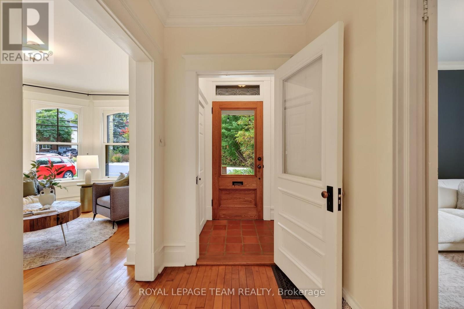 515 BROADVIEW AVENUE - 4