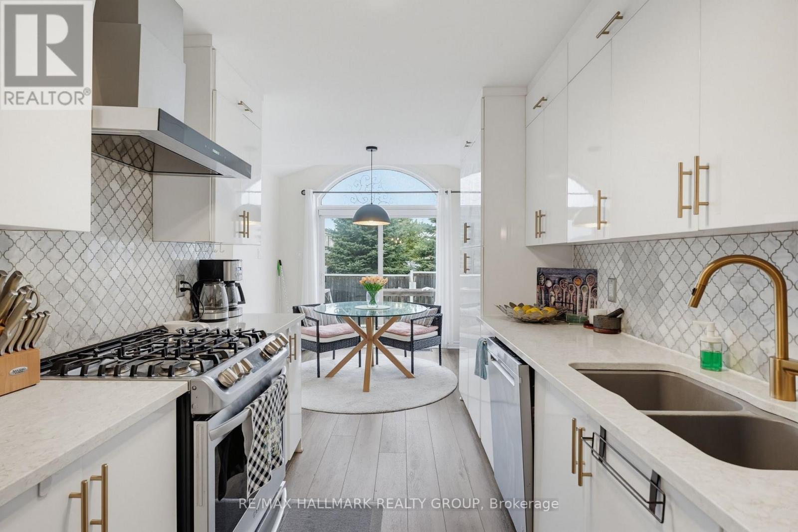 908 TORINO TERRACE - Image 11