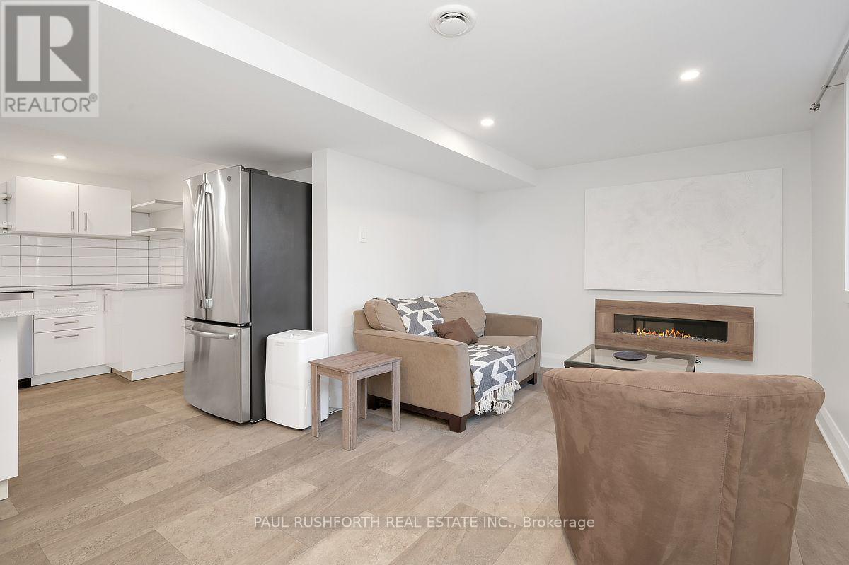 2160 LAMBETH WALK - Image 29