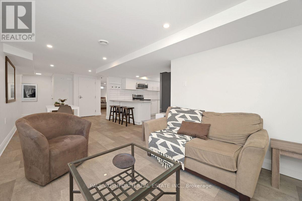2160 LAMBETH WALK - Image 30
