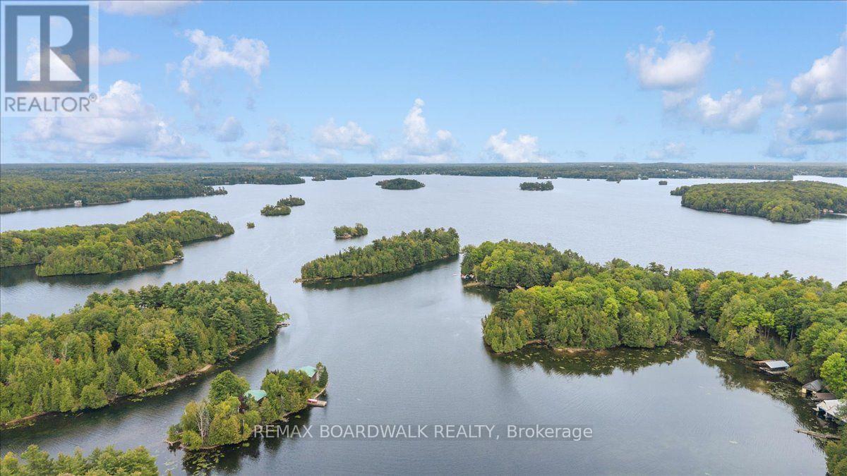 648 BELLOWS BAY POINT - 45