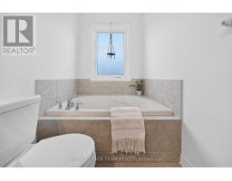 517 Foxlight Circle, Ottawa, ON K2M0L8 Photo 12