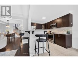 517 Foxlight Circle, Ottawa, ON K2M0L8 Photo 8
