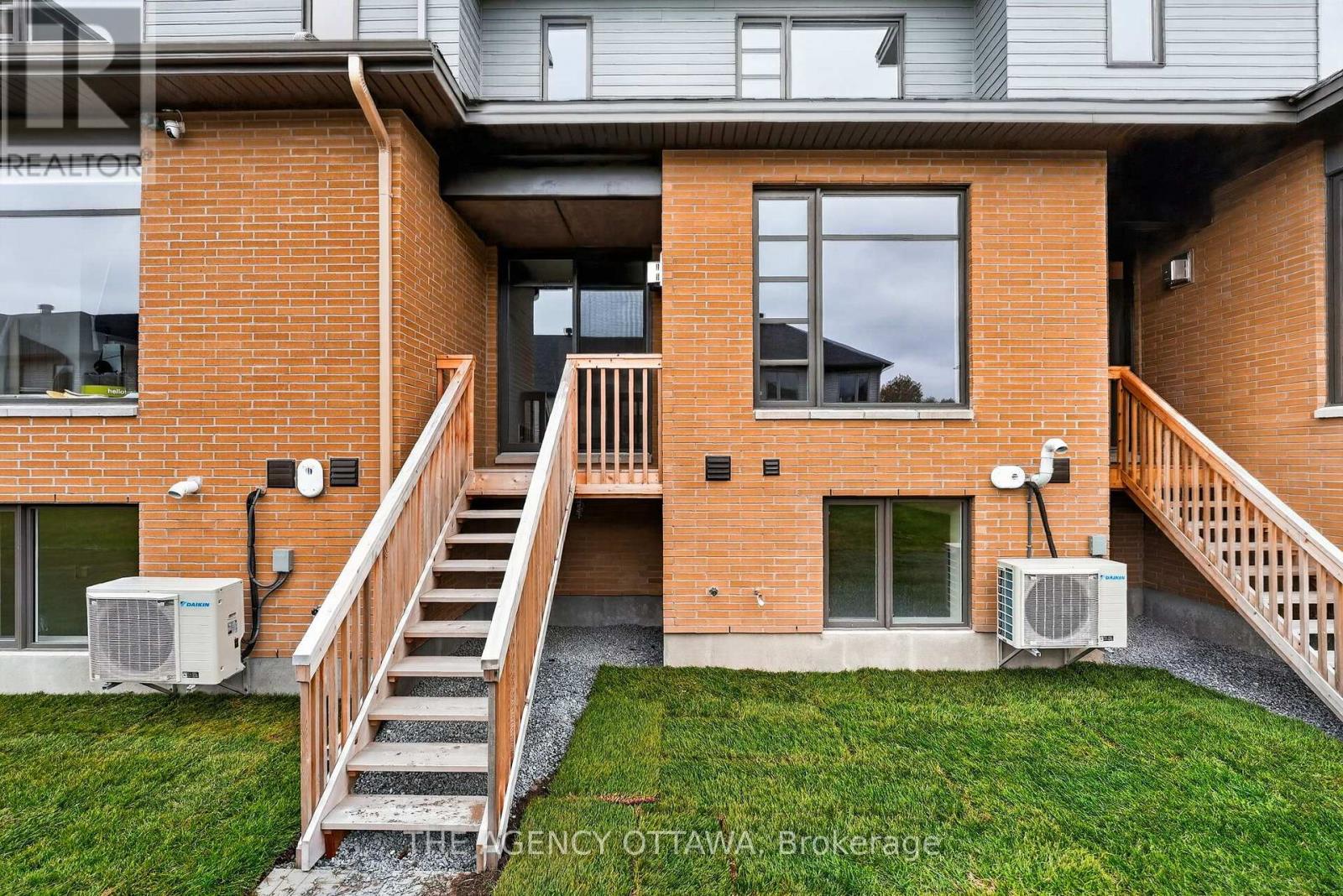 386 WALDEN DRIVE - 36