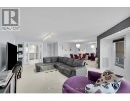 810 - 151 Bay Street, Ottawa, ON K1R7T2 Photo 11