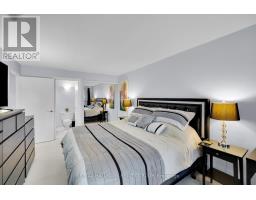 810 - 151 Bay Street, Ottawa, ON K1R7T2 Photo 17