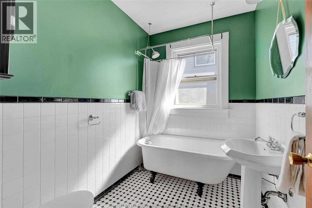 1825 WINDERMERE - Image 12