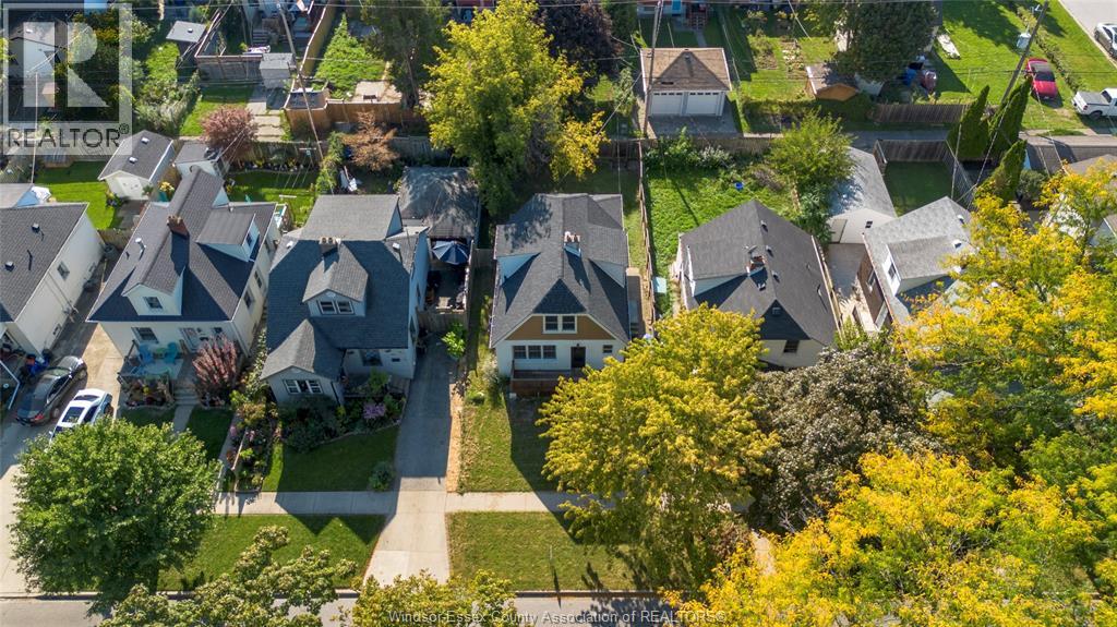 1825 WINDERMERE - 30