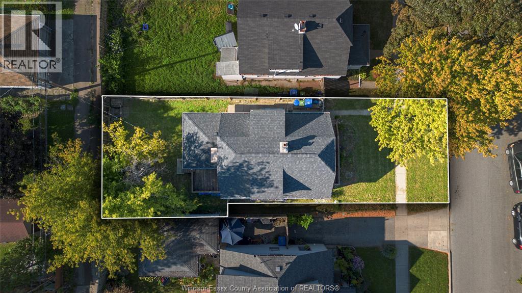 1825 WINDERMERE - 34