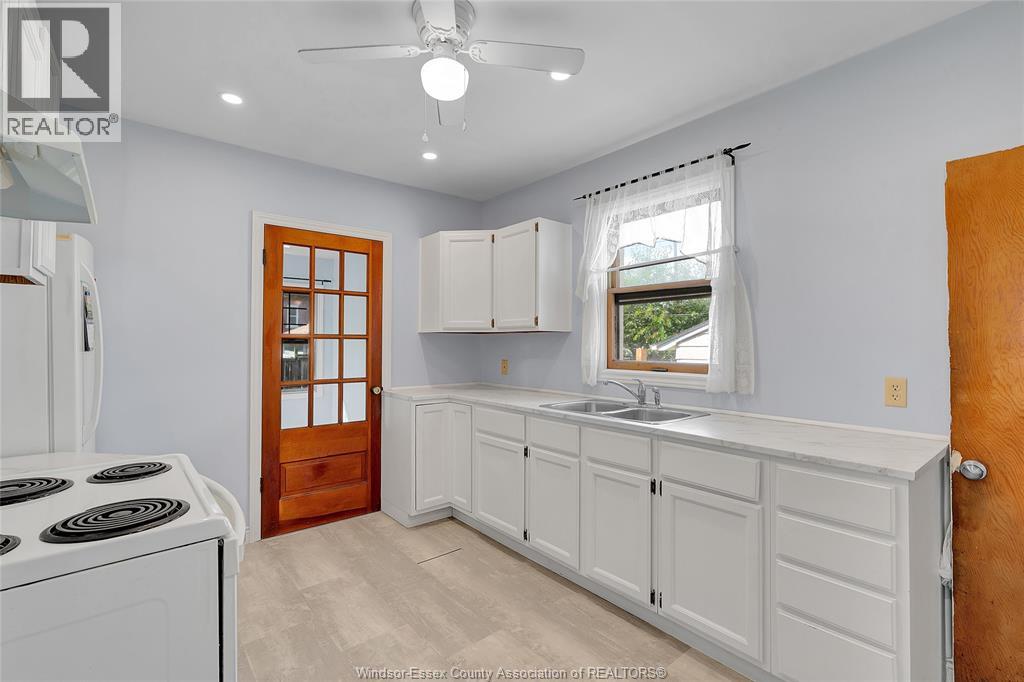 1825 WINDERMERE - Image 9