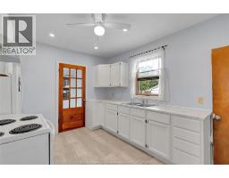 Sunroom - 1825 Windermere, Windsor, ON N8W2S3 Photo 9
