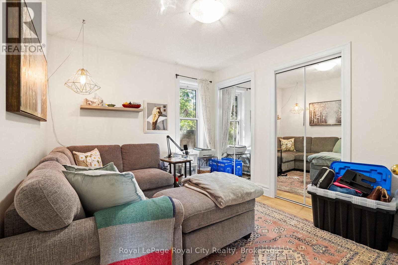 98 WATERLOO AVENUE - Image 22