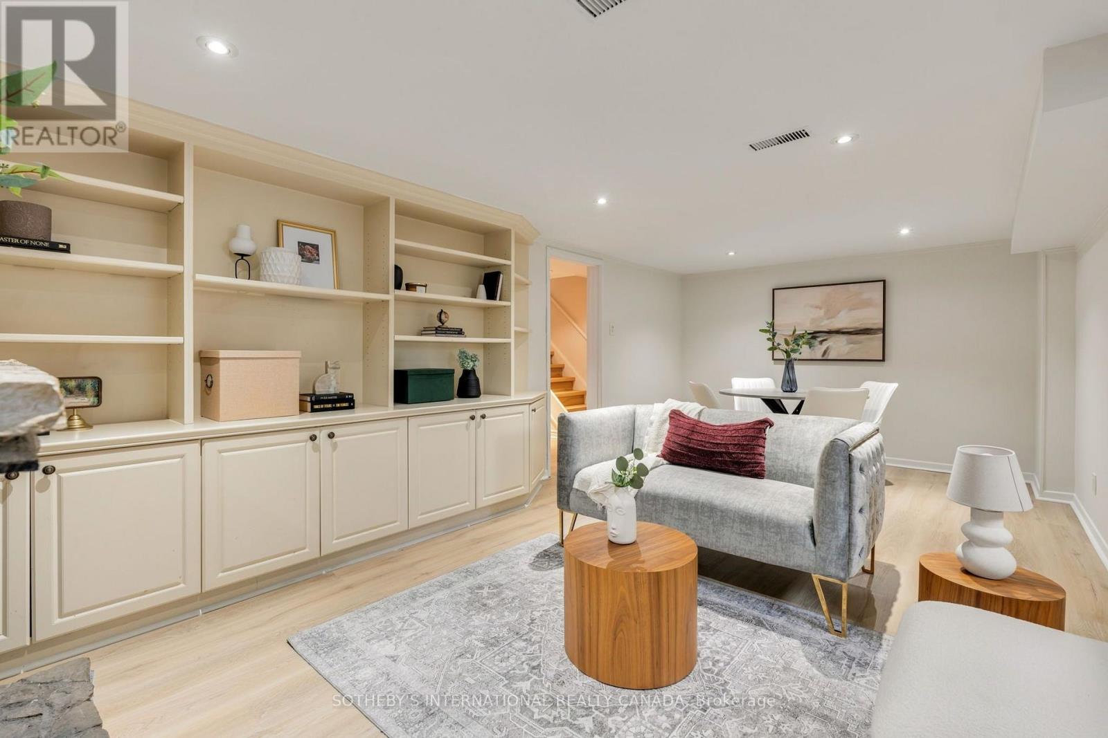 122 BRENTCLIFFE ROAD - Image 33