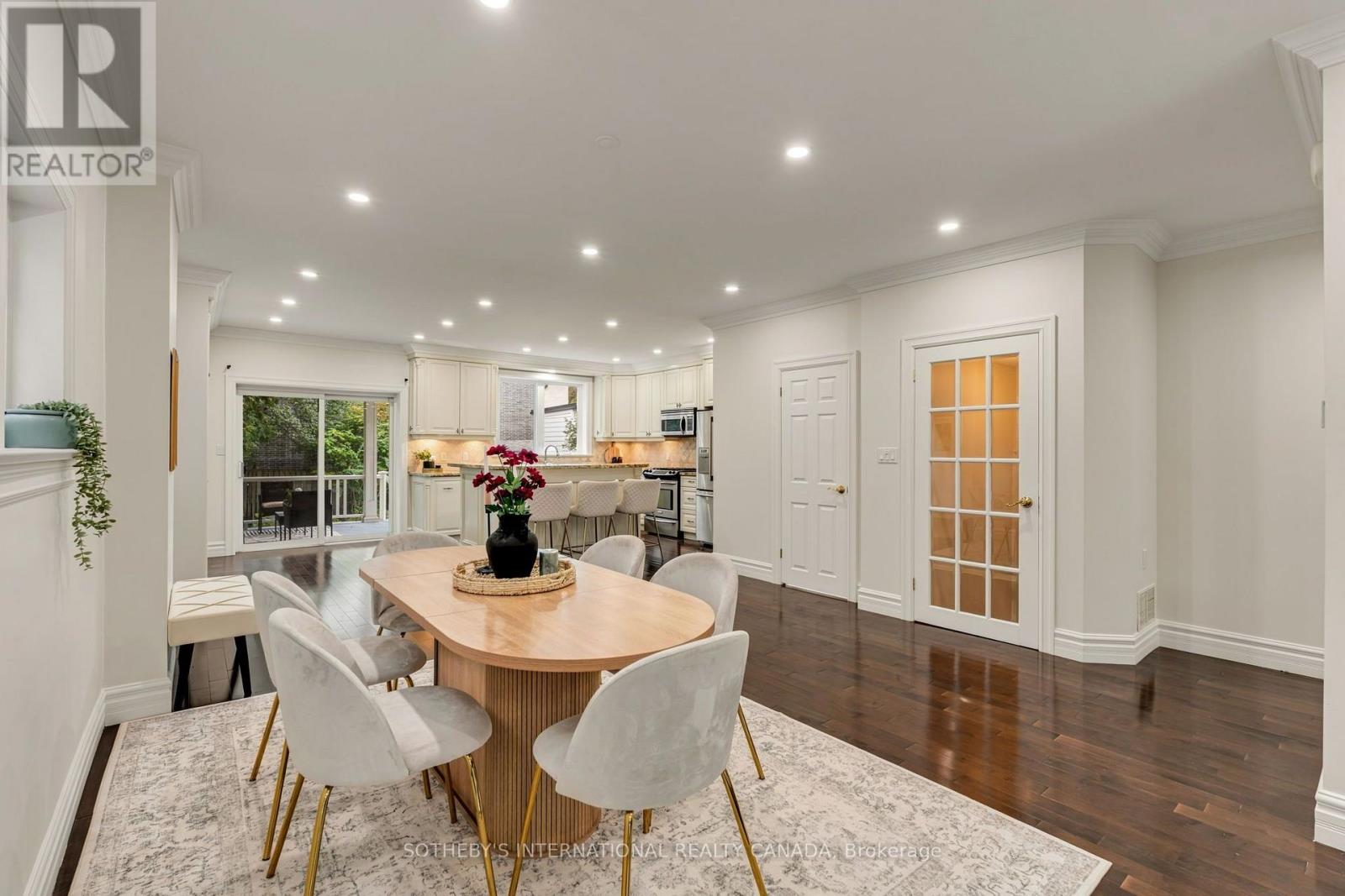 122 BRENTCLIFFE ROAD - 8