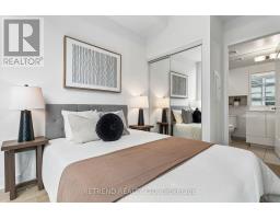 1725 - 70 Princess Street, Toronto, ON M5A0X6 Photo 27