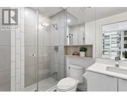 1725 - 70 Princess Street, Toronto, ON M5A0X6 Photo 29