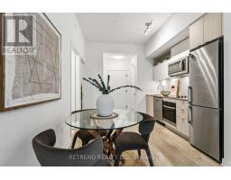 1725 - 70 Princess Street, Toronto, ON M5A0X6 Photo 8