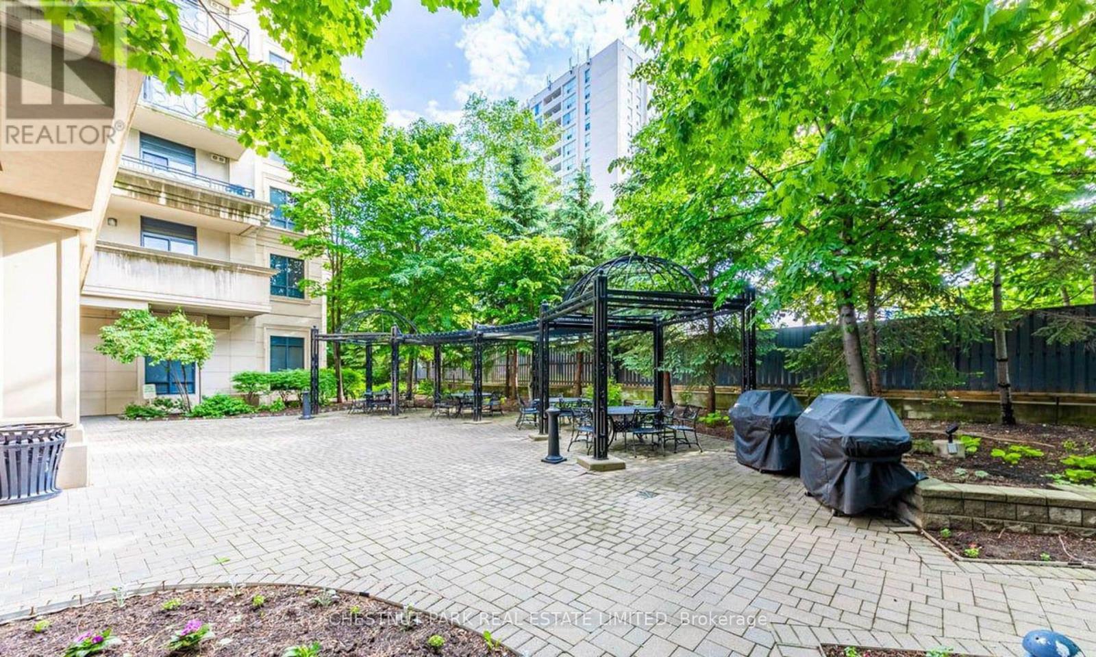 #203B 660 SHEPPARD AVENUE E - 36