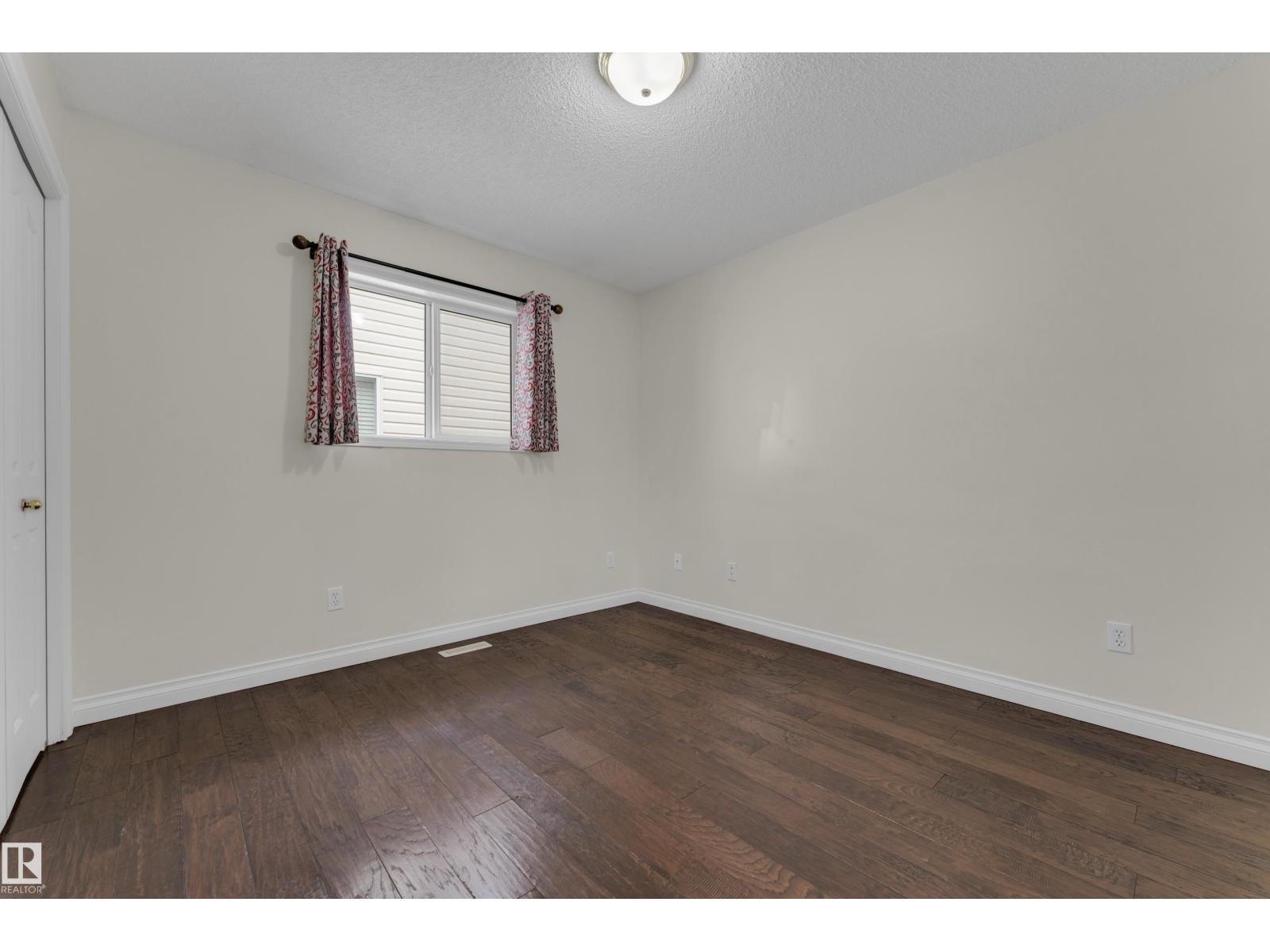 2320 37a ave NW - 17