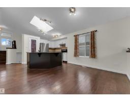 Mud room - 2320 37a Ave Nw Nw, Edmonton, AB T6T1P4 Photo 12