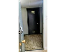 #109 18204 93 Av Nw, Edmonton, AB T5T2V2 Photo 35