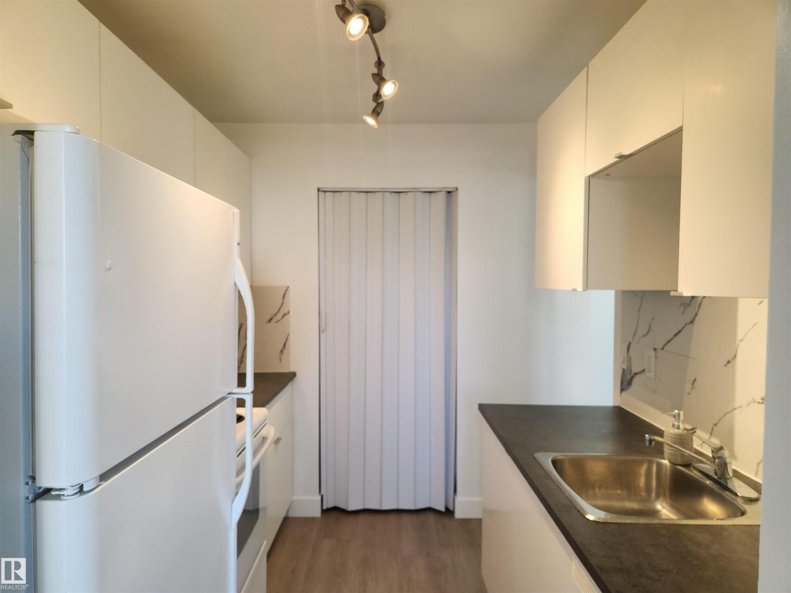 #109 18204 93 AV NW - 18