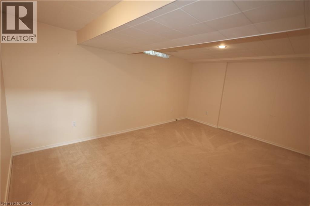 #34 91 AVONWOOD Drive - Image 18