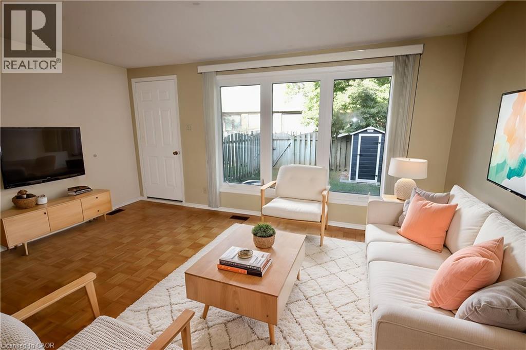 91 AVONWOOD Drive Unit# 34, Stratford — photo 9