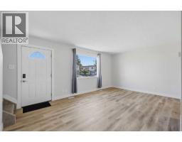 Bedroom - C1, 35 Nash Street, Red Deer, AB T4P1X9 Photo 7
