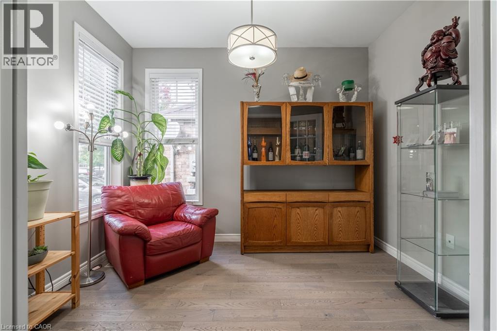 56 PEER Court - Image 6