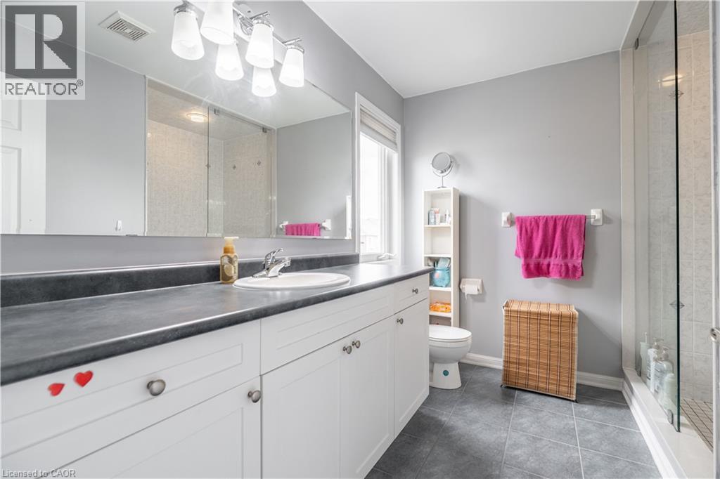 56 PEER Court - 31