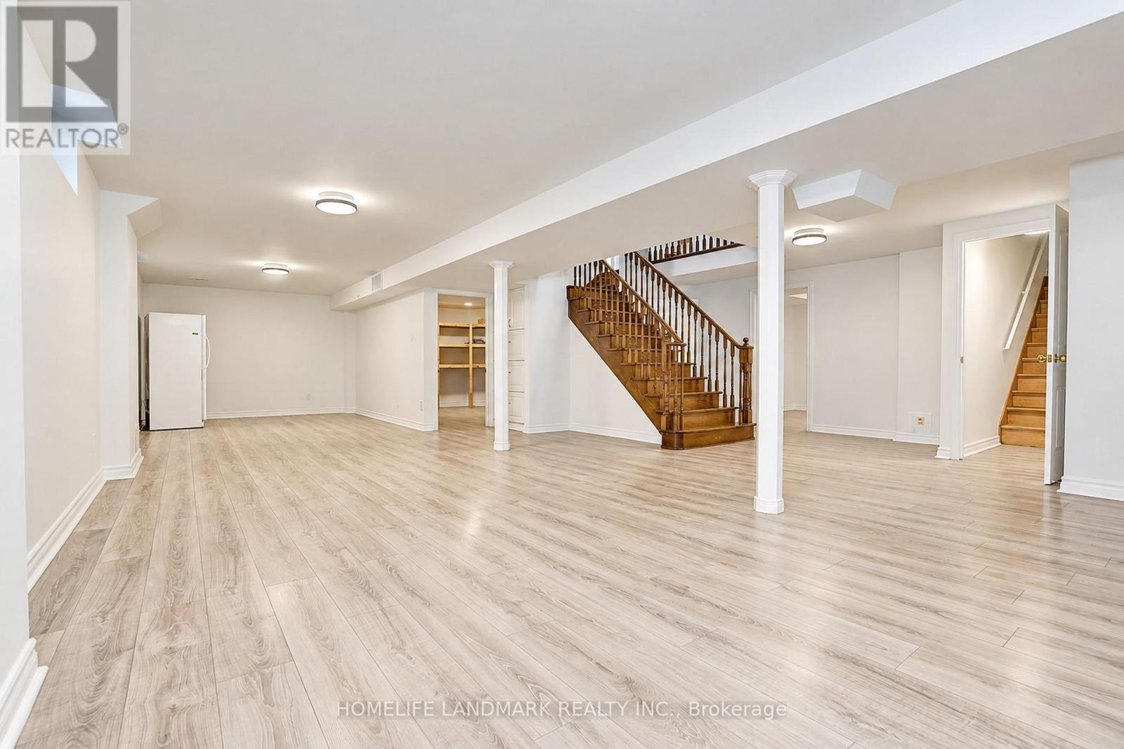124 SHAFTSBURY AVENUE - 43