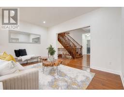 Bedroom 5 - 124 Shaftsbury Avenue, Richmond Hill, ON L4C0G6 Photo 11