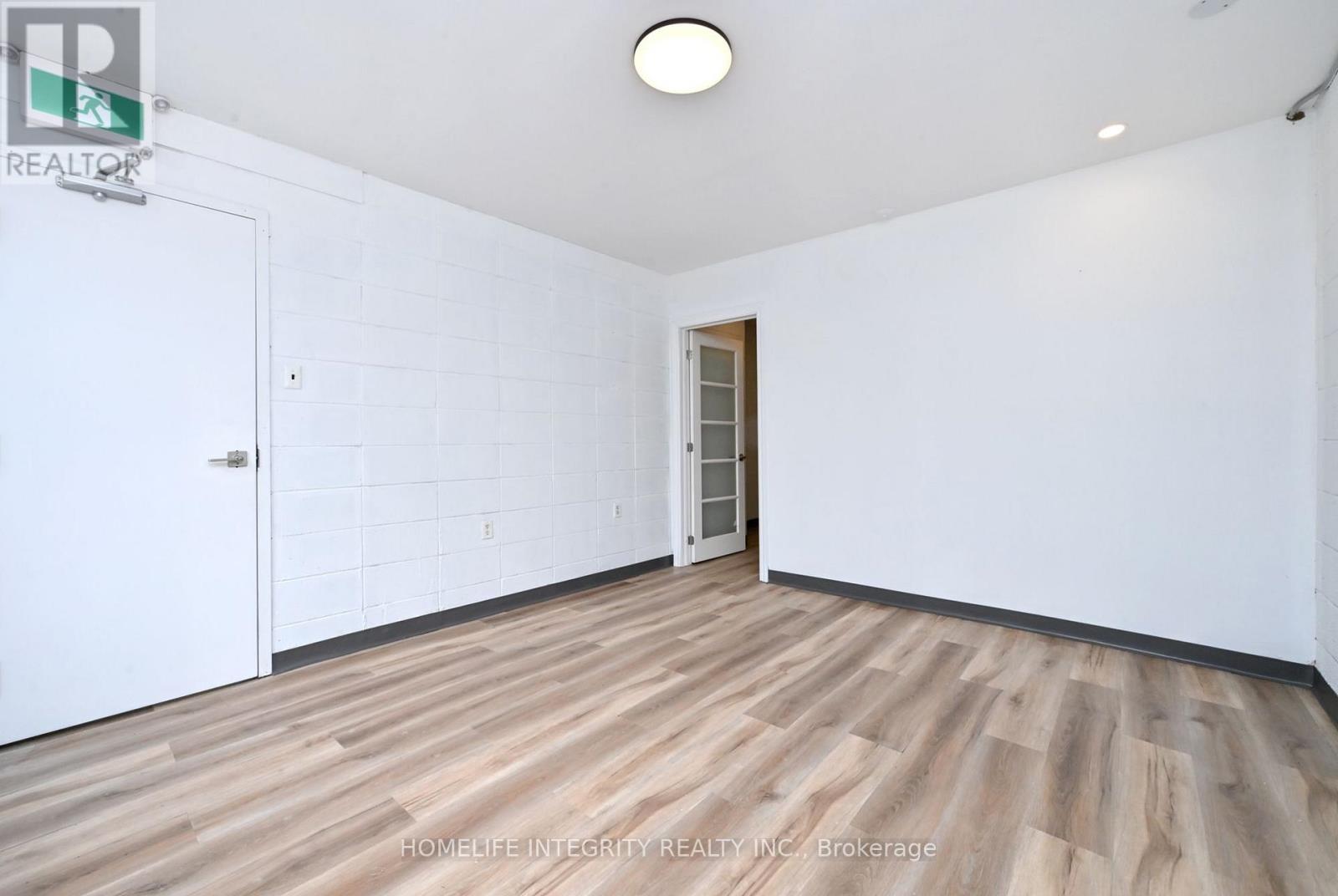 3 Fraser Street, Essa photo 11
