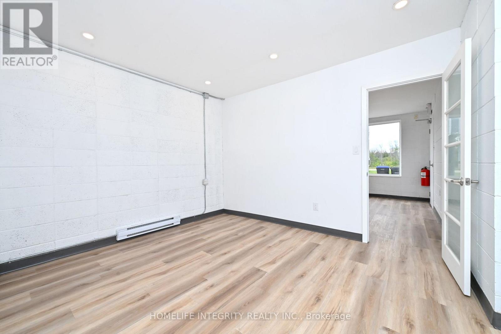 3 Fraser Street, Essa photo 13
