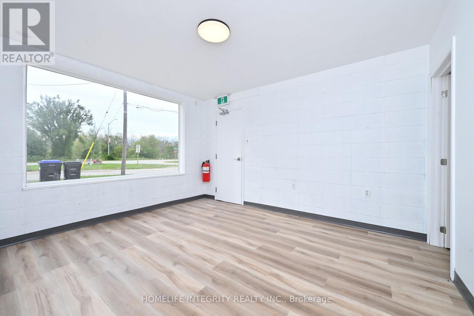 3 Fraser Street, Essa photo 8