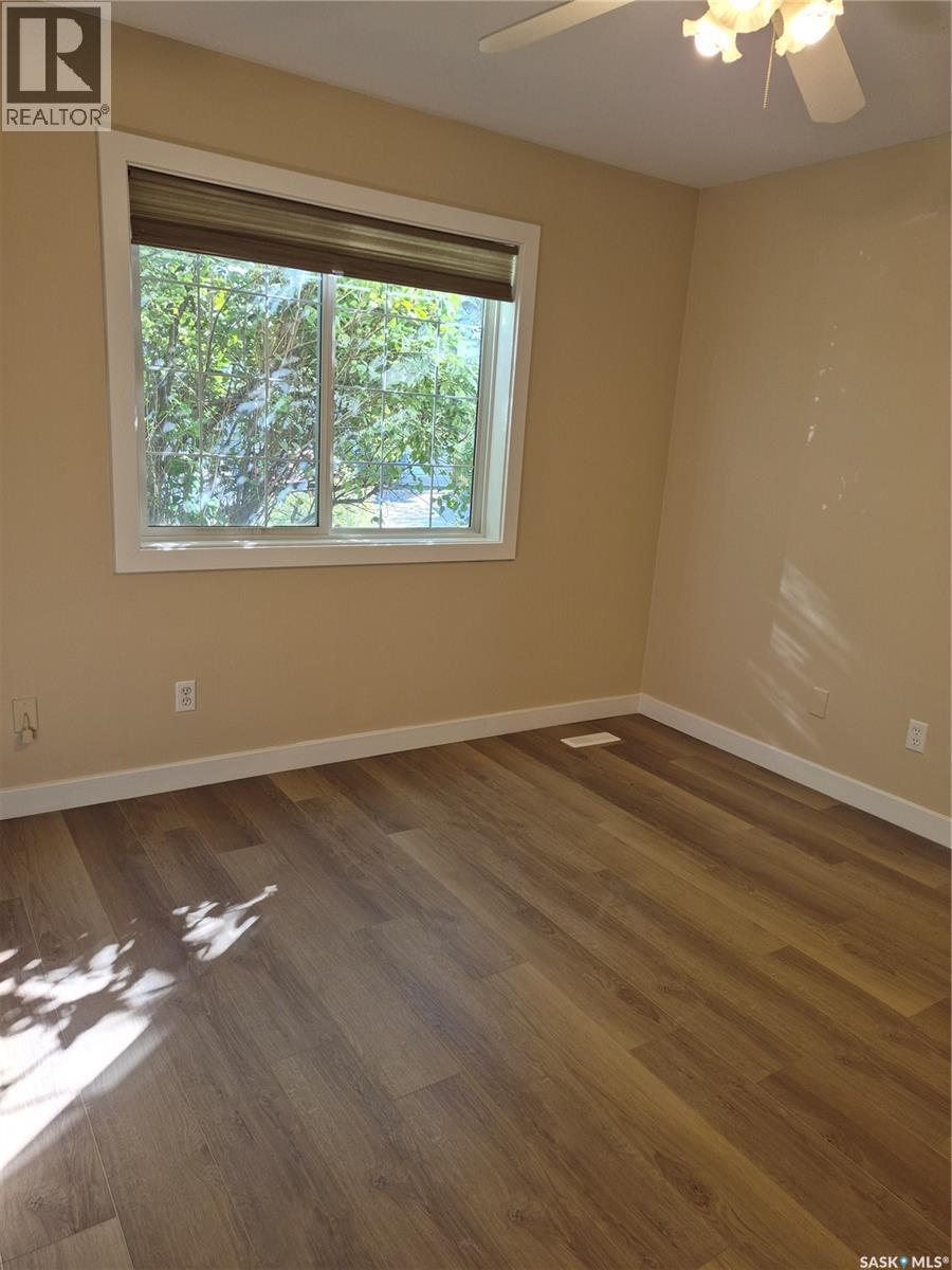 #21 143 Gropper CRESCENT - 13