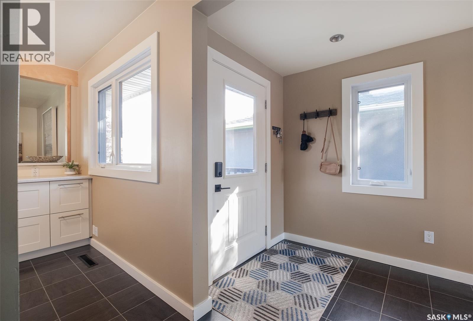 1454 Horace STREET, Regina — photo 8