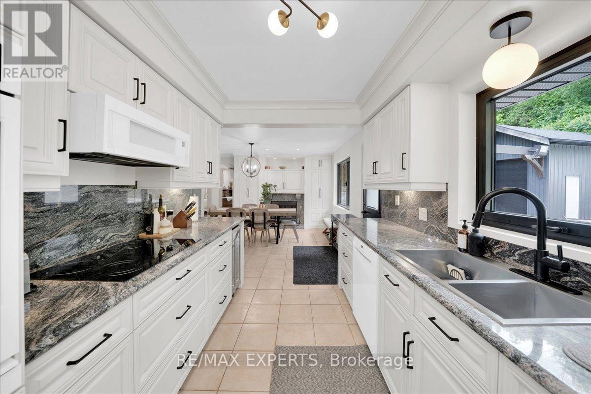 525 KING STREET E - Image 13