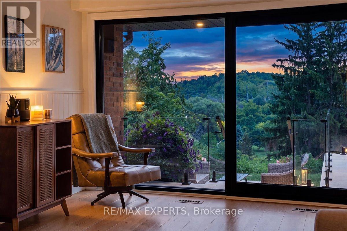 525 KING STREET E - Image 14