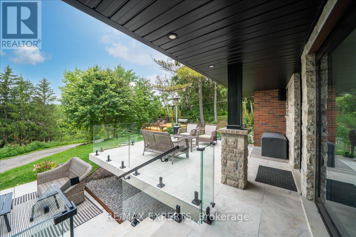 525 KING STREET E - Image 36