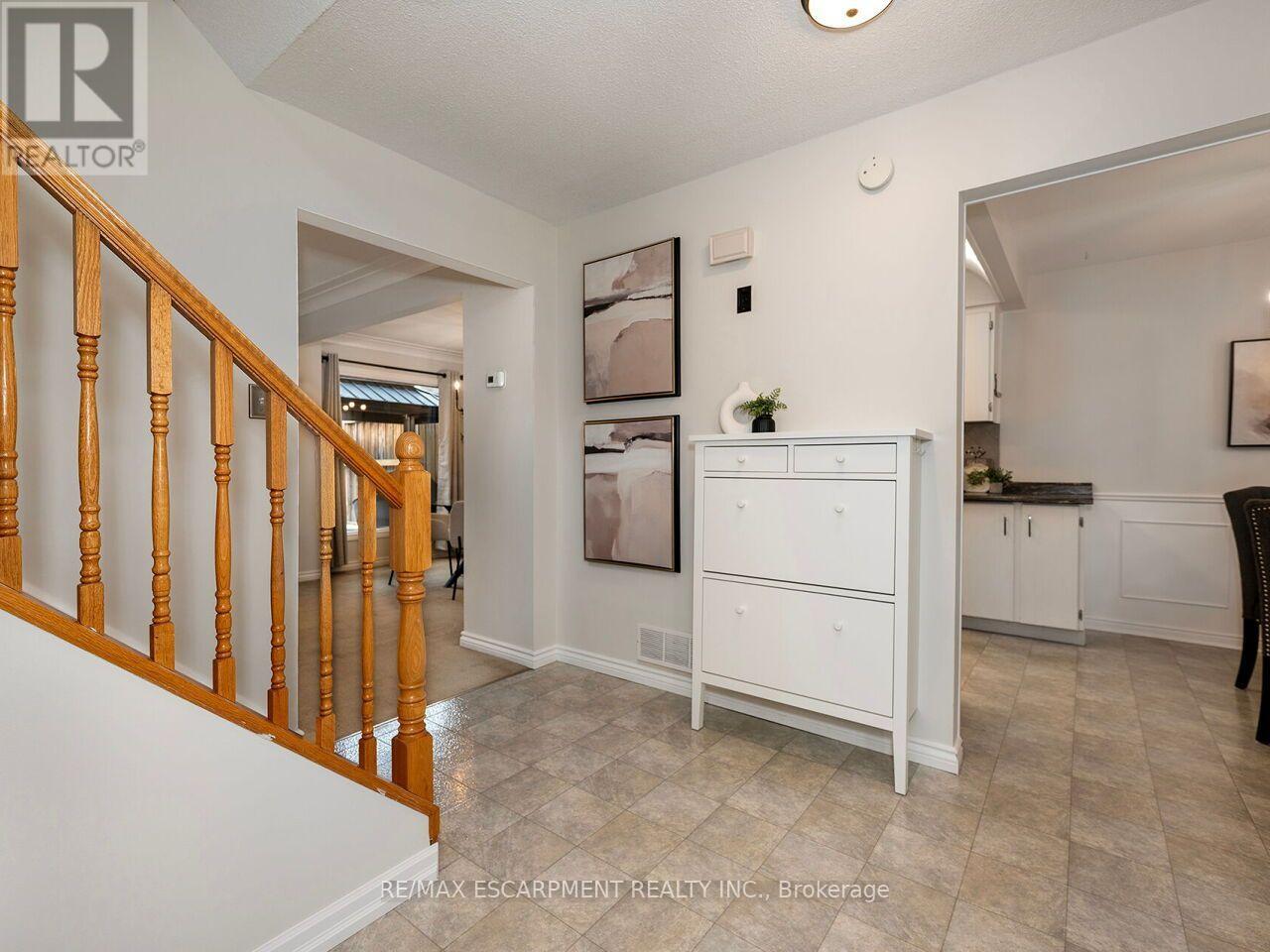 74 MAIDEN LANE - Image 24