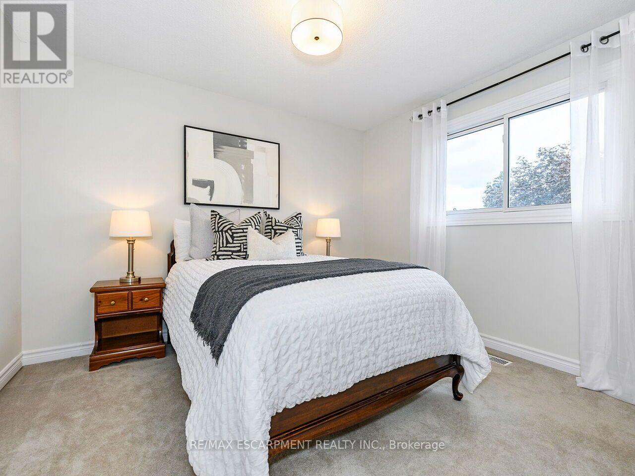 74 MAIDEN LANE - Image 30