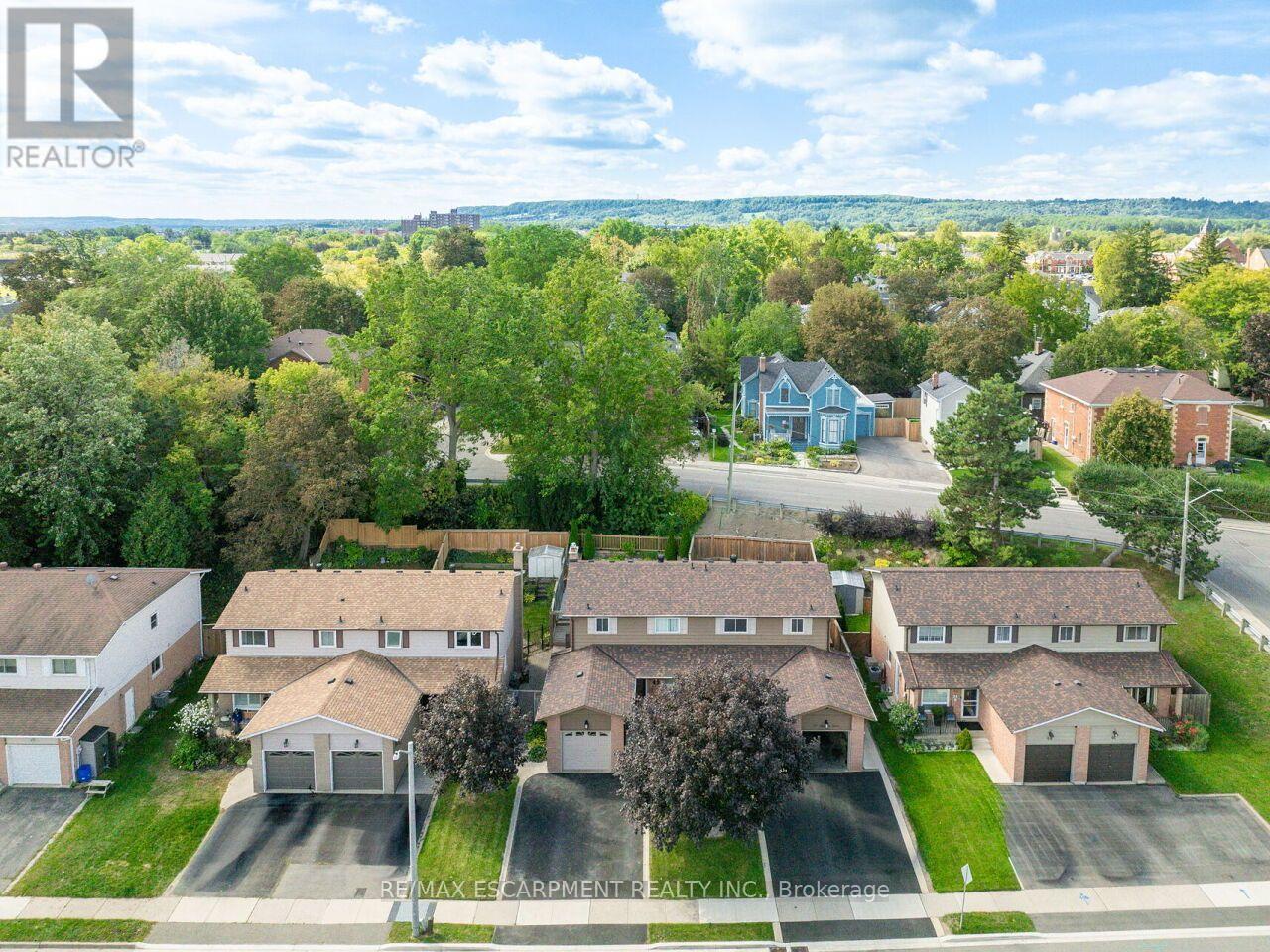 74 MAIDEN LANE - Image 45