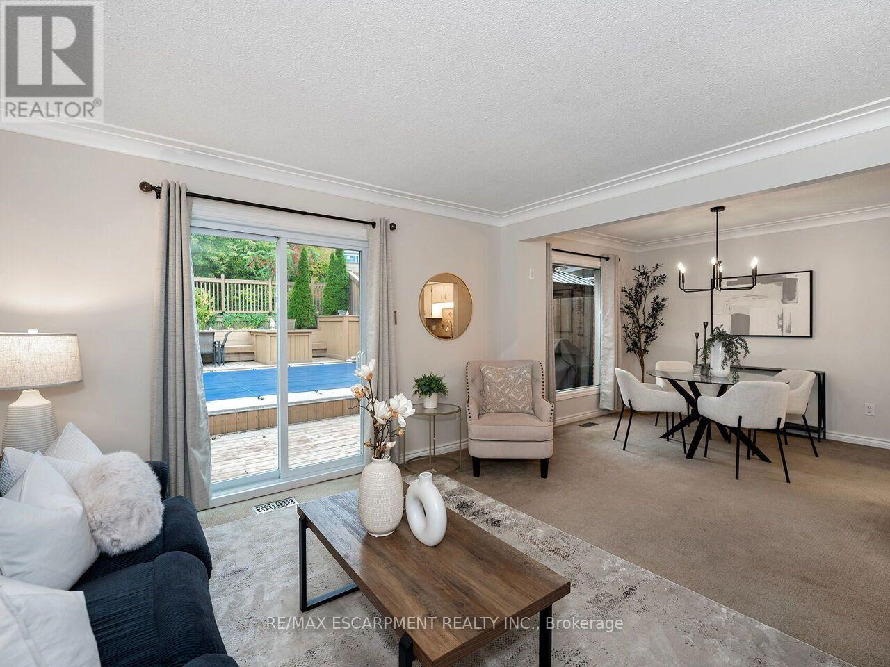 74 MAIDEN LANE - Image 9