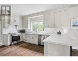 Sunroom - 2423 Raymore Drive, Burlington, ON L7R2B4 Photo 10