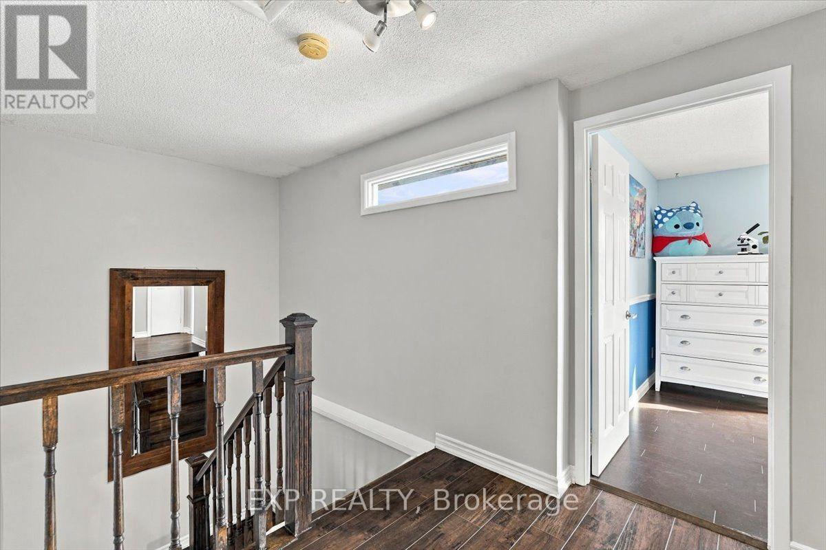 16 HAVENBROOK COURT - Image 32