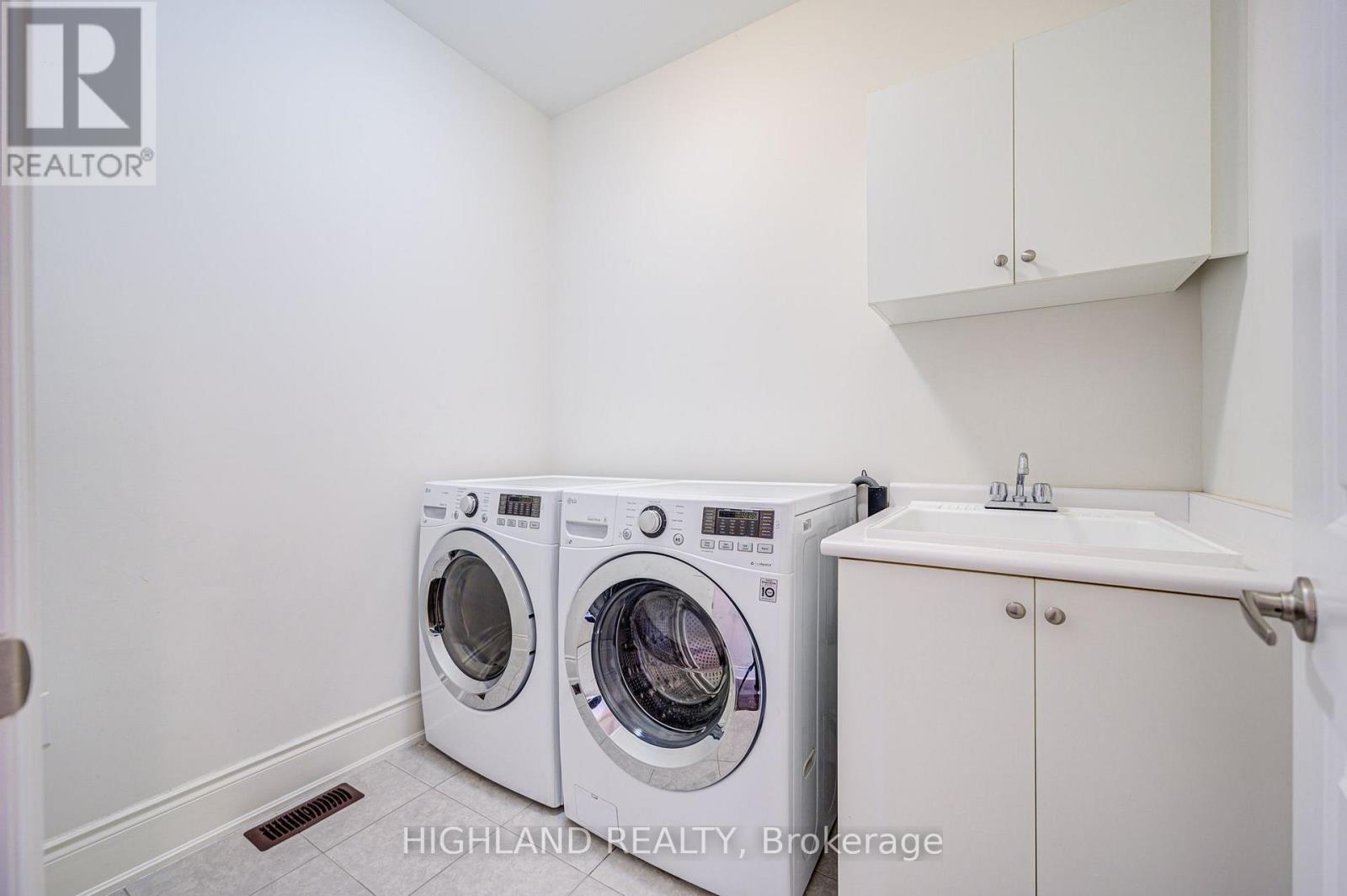 425 THRESHING MILL BOULEVARD - Image 11